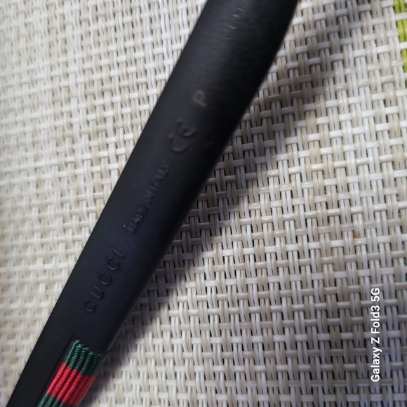 Gucci Black Sunglasses with Case and dust bag - Picture 3 of 7